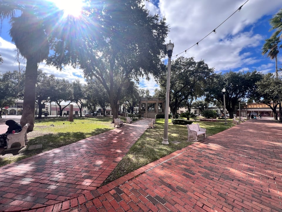 San Agustín Plaza in Laredo
