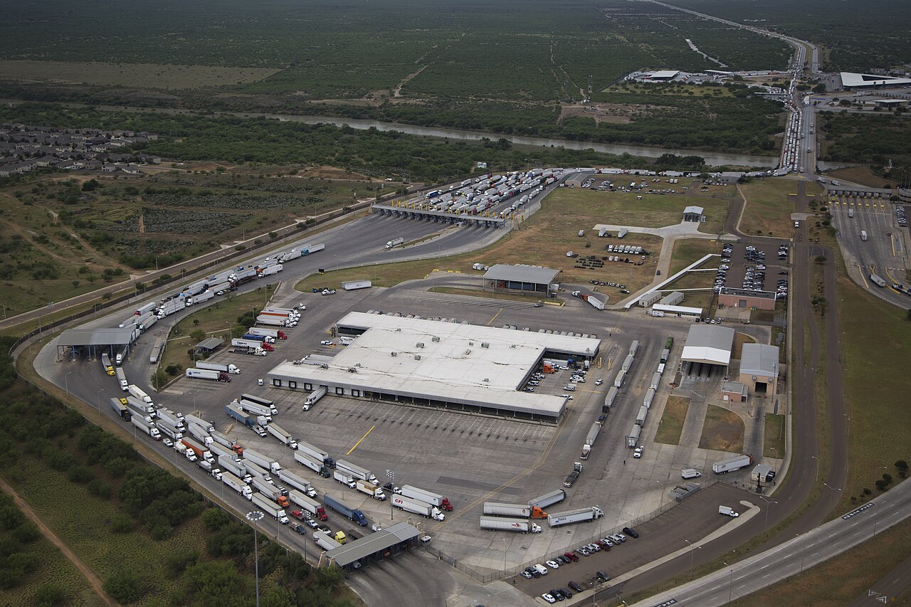 The Outlet Shoppes at Laredo photo 4